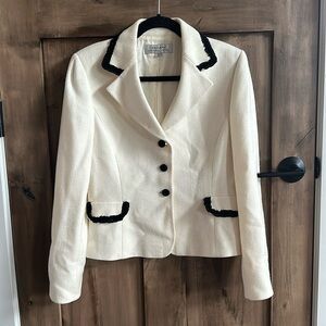 Tahari wool blazer jacket